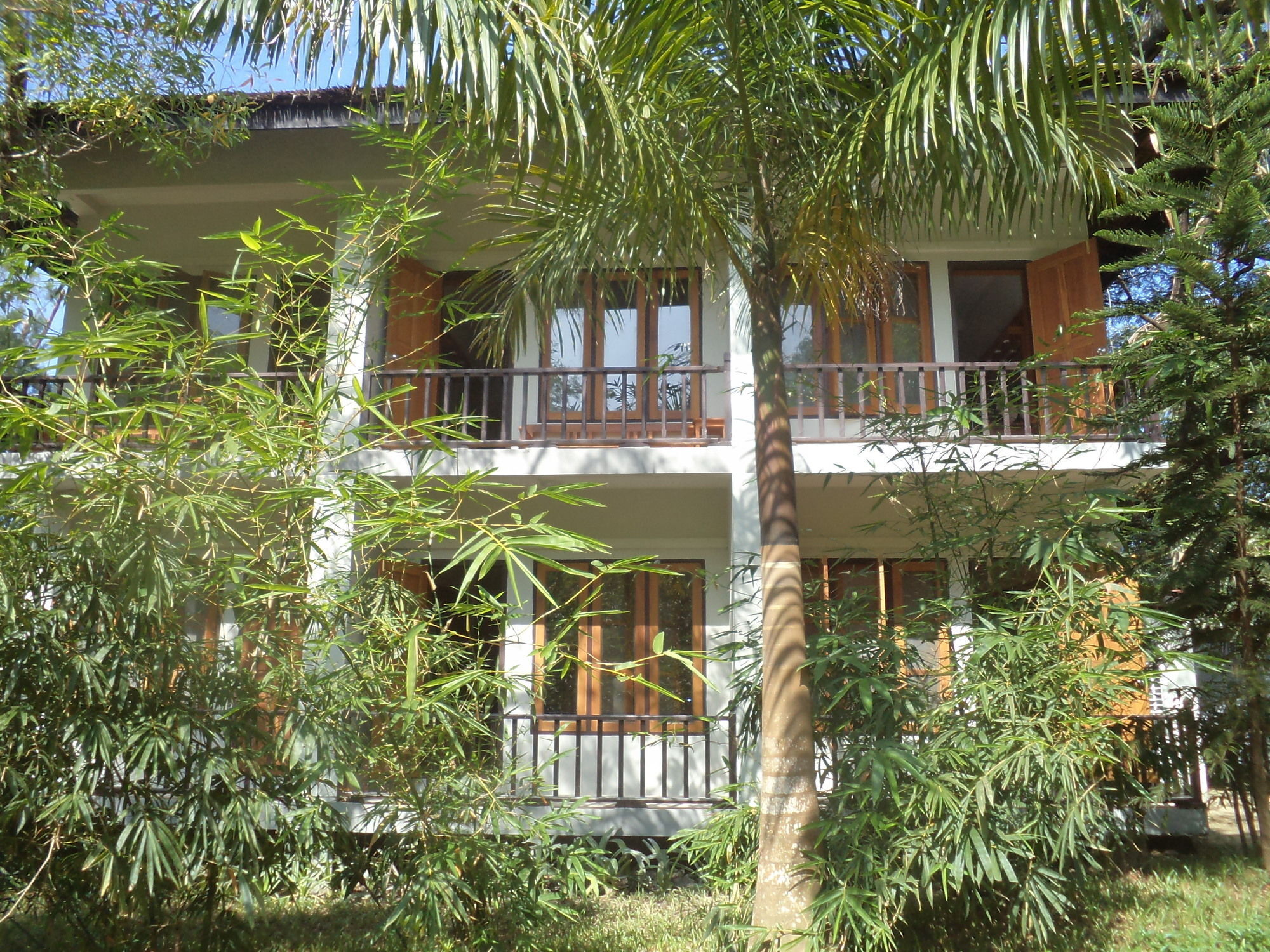 Thande Beach Hotel - Ngapali Exterior photo